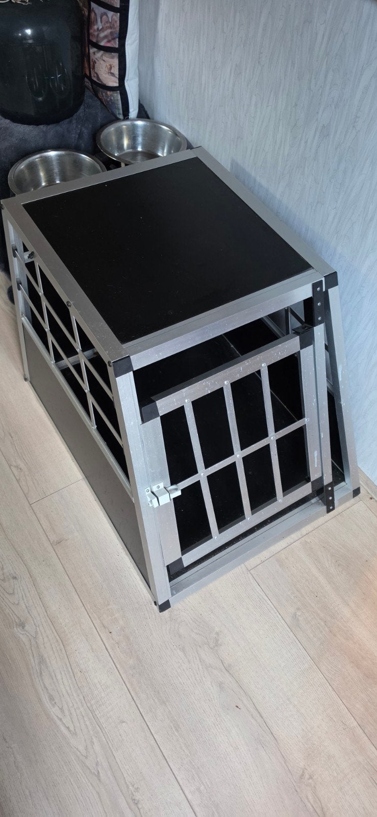 honden bench auto, Ophalen, Zo goed als nieuw