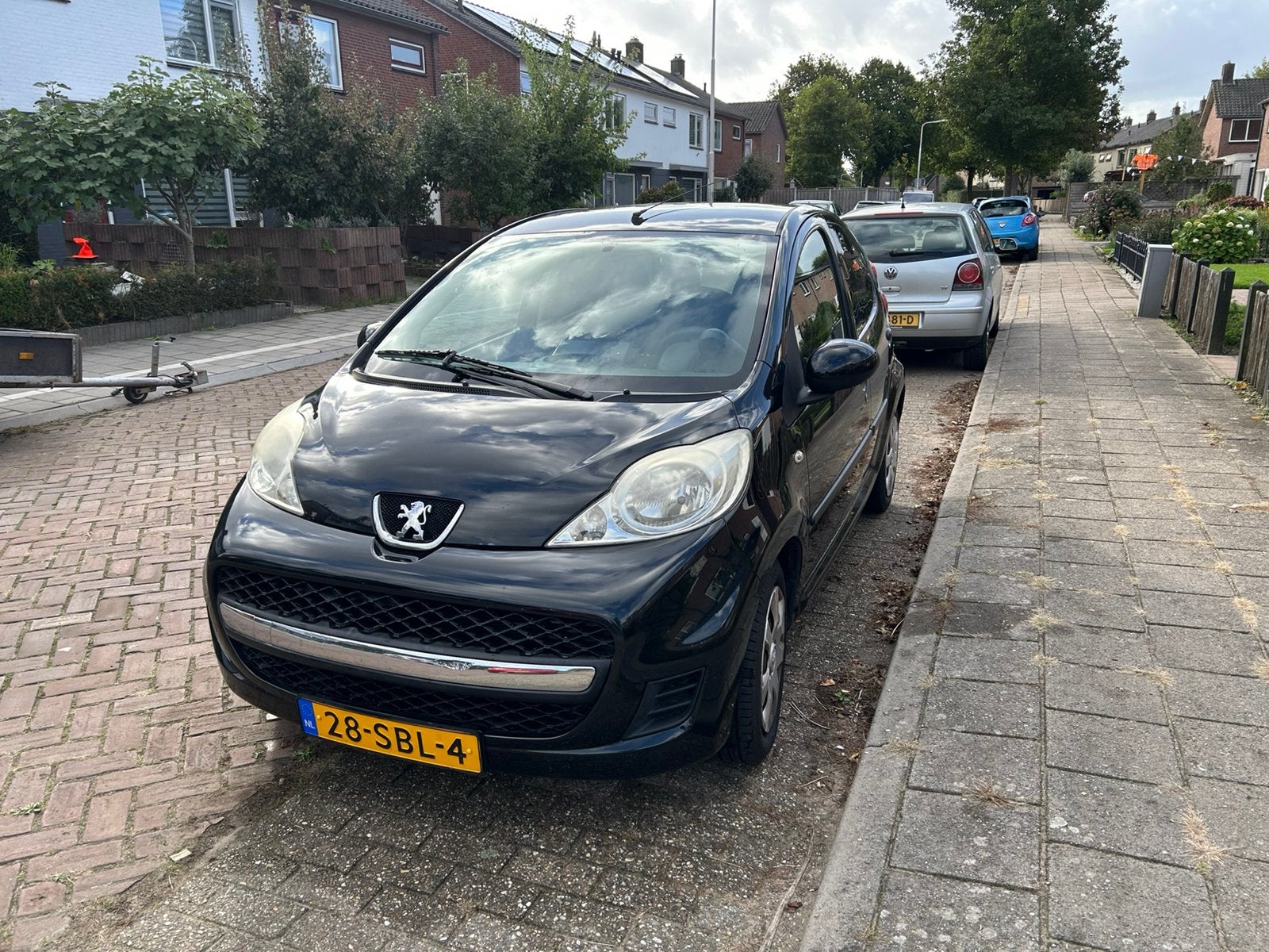 Te koop mooie Peugeot 107, Voorwielaandrijving, Stof, Head-up Display, Handgeschakeld