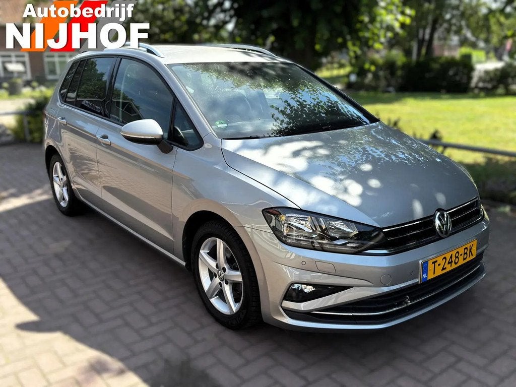 Volkswagen Golf Sportsvan 1.5 TSI Comfortline J € 16.000,0, Stof, 4 cilinders, 700 kg, Golf Sportsvan
