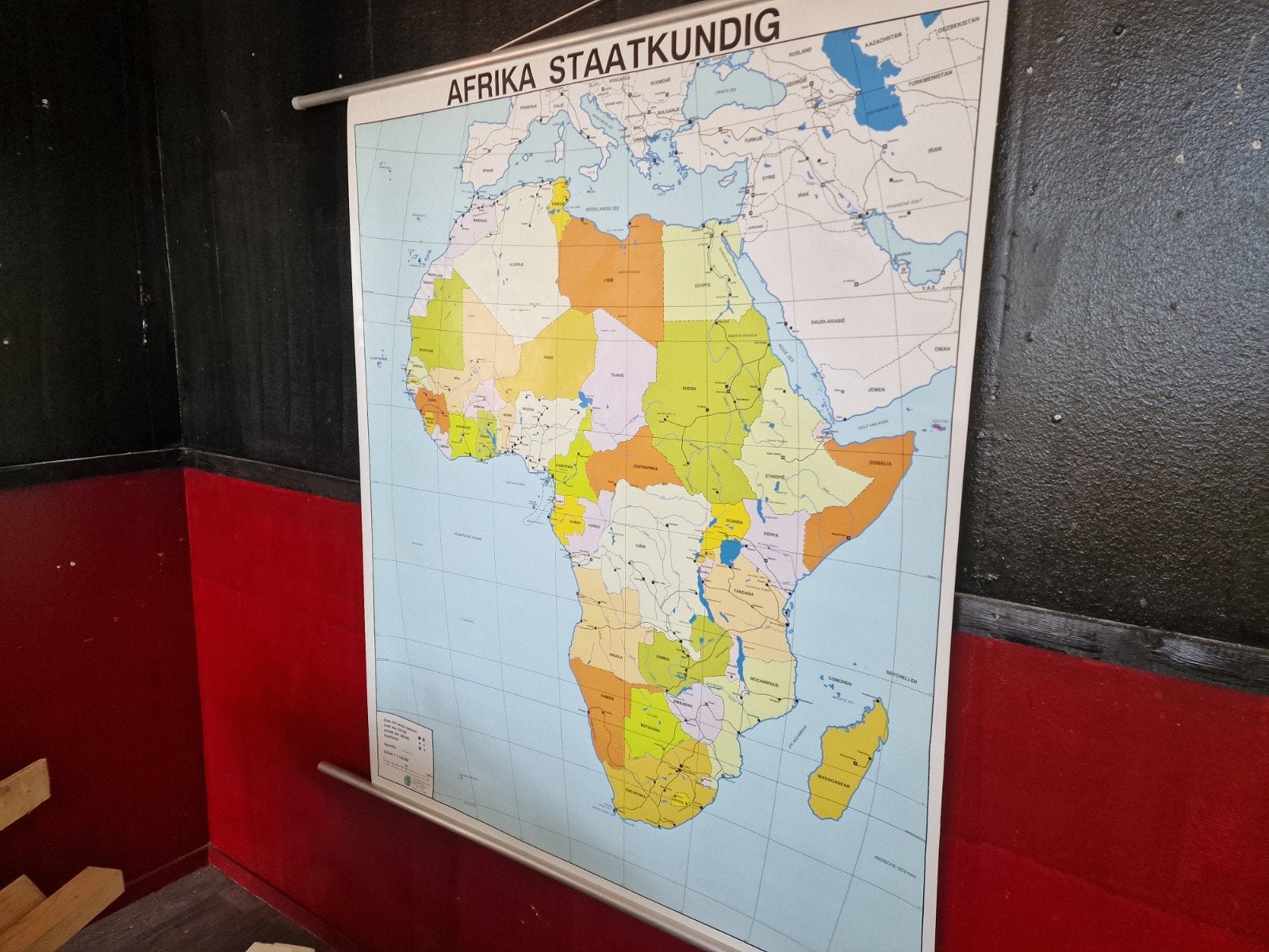 Schoolkaart op rol: Africa staatkundig, Ophalen of Verzenden, Aardrijkskunde