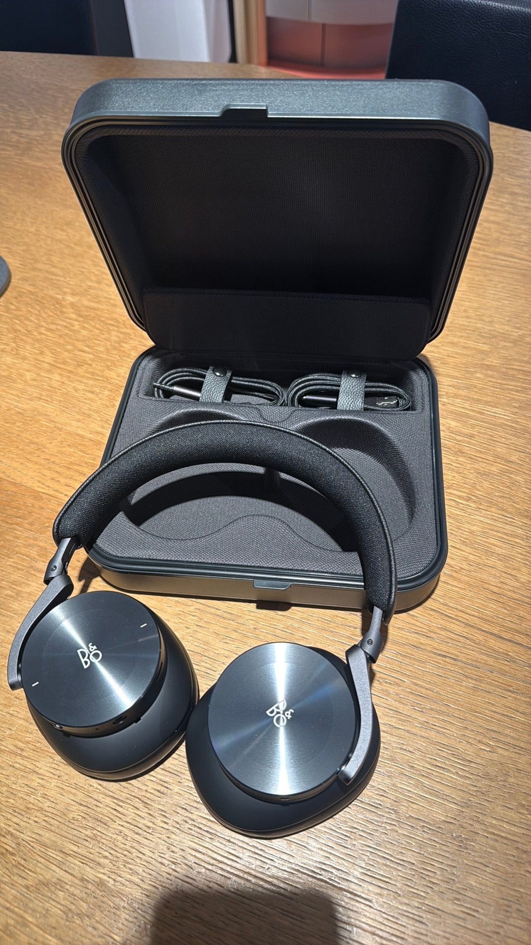 Bang & Olufsen BeoPlay H95