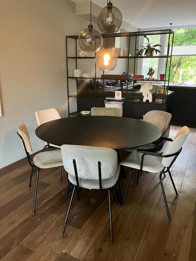 Studio Henk Butterfly eettafel, zwart, 140, Ophalen, Zo goed als nieuw, Vijf personen of meer, 100 tot 150 cm