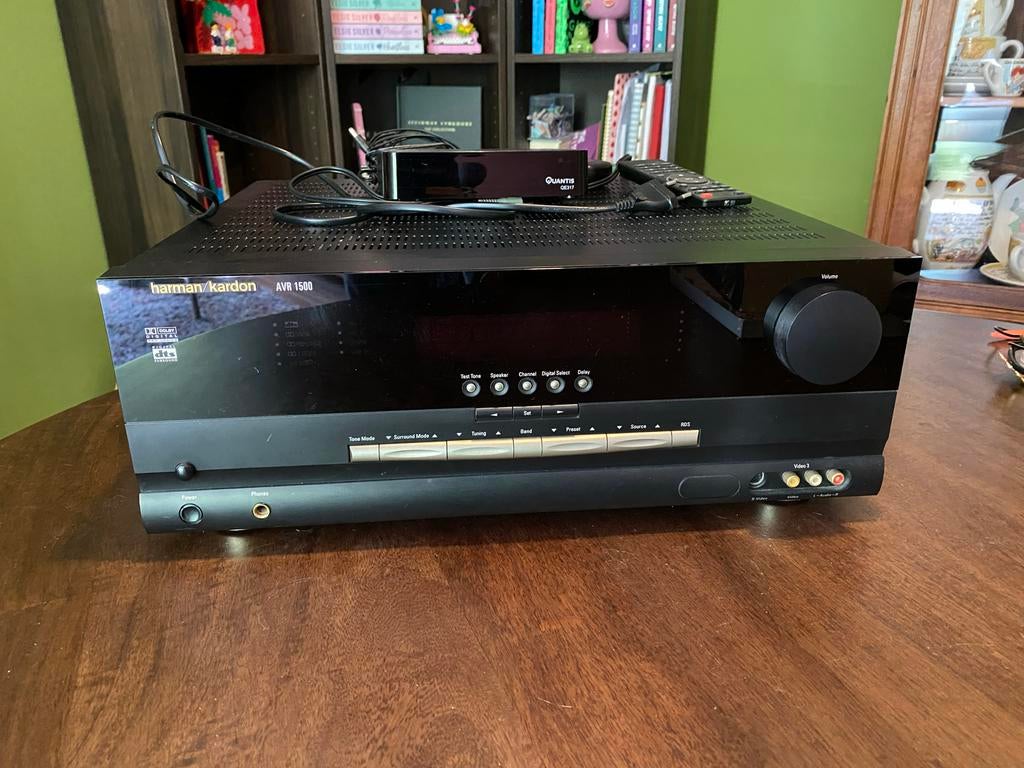 Harman Kardon AVR 1500 Receiver met Quantis QE 317 Radio, Gebruikt, 60 tot 120 watt, Ophalen, Overige merken