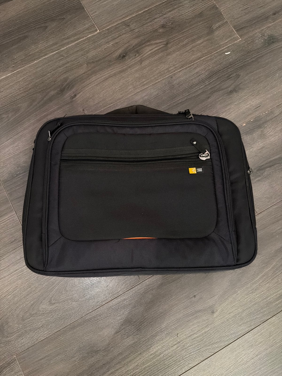Case Logic laptoptas - Zwart, stevig en praktisch, Gebruikt, Gevoerd laptopvak, 15 inch, Ophalen of Verzenden