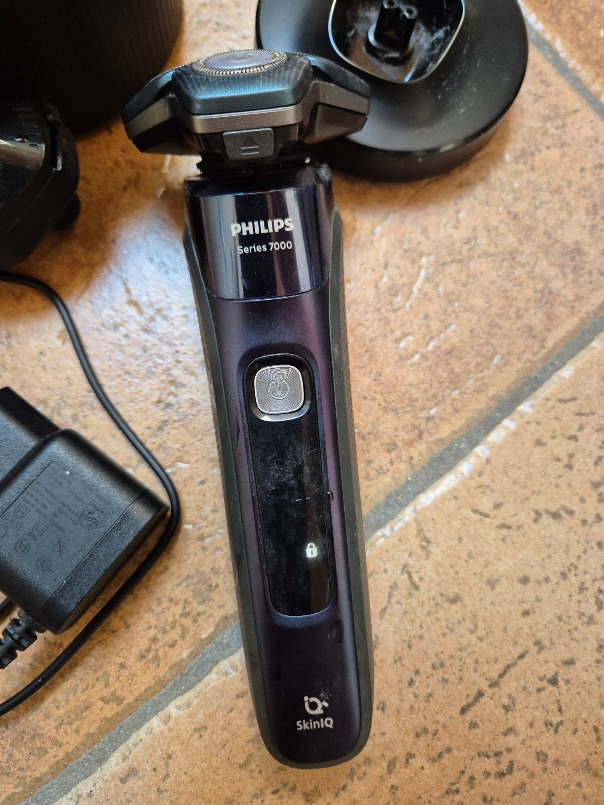 Philips Series 7000 Scheerapparaat met Quick Clean Pod, Ophalen of Verzenden, Zo goed als nieuw, Scheren en Epileren