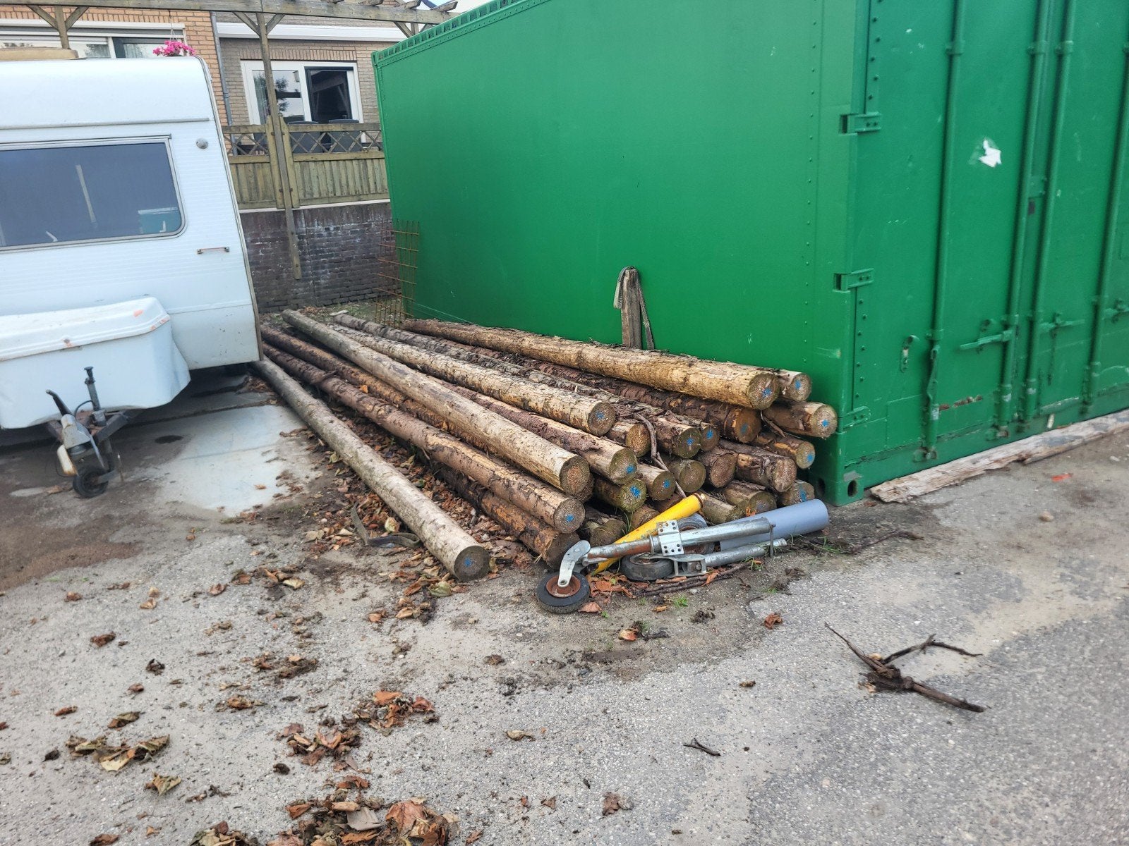 Boompalen, heipalen, pergola, ronde stammen, balken, Ophalen, Nieuw