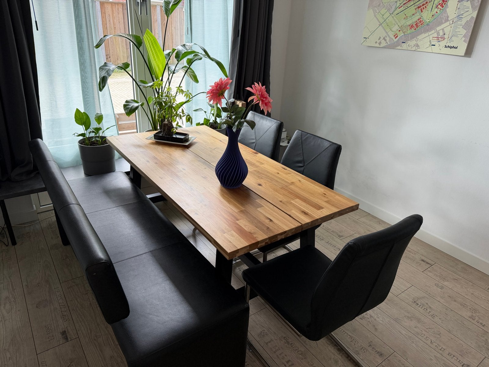 Eettafel met bank en 3 stoelen - Zwart leer en hout, Ophalen, Gebruikt, Drie, Zwart