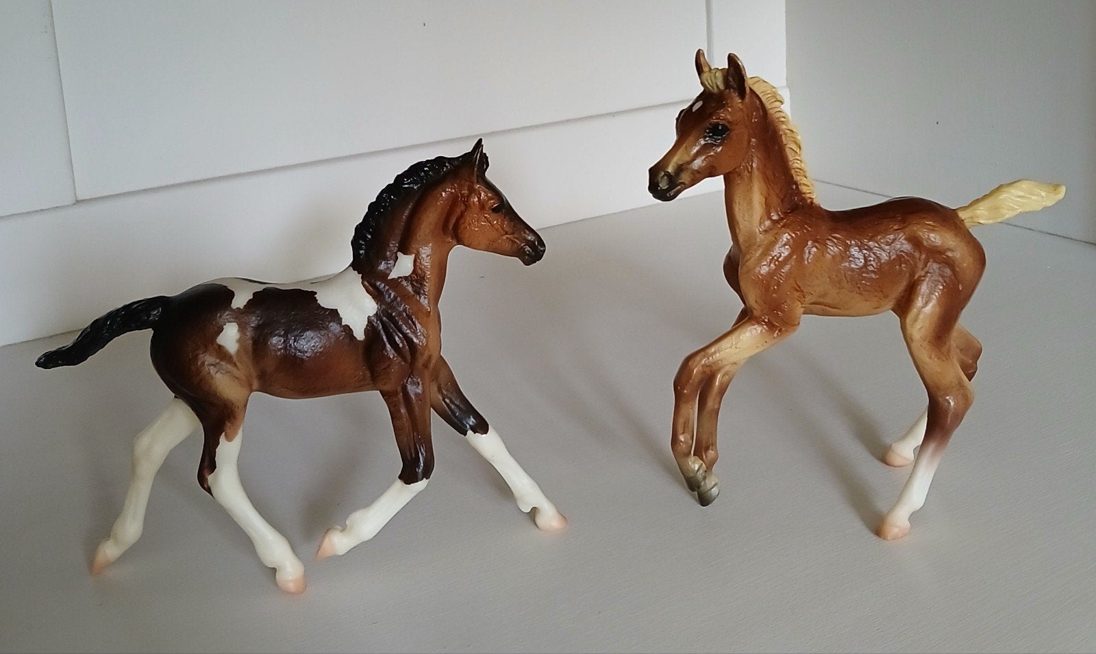 Breyer Classic Colorful Foals, Verzamelen, Dierenverzamelingen, Ophalen of Verzenden, Zo goed als nieuw, Paard, Beeldje of Figuurtje