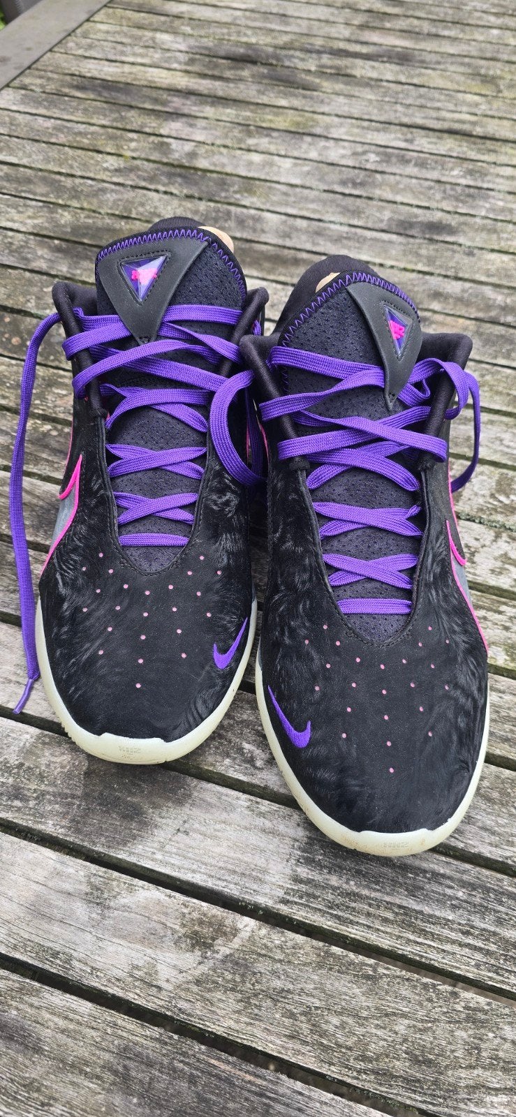 Nike LeBron 22 basketball schoenen- maat 45, Ophalen of Verzenden, Zo goed als nieuw