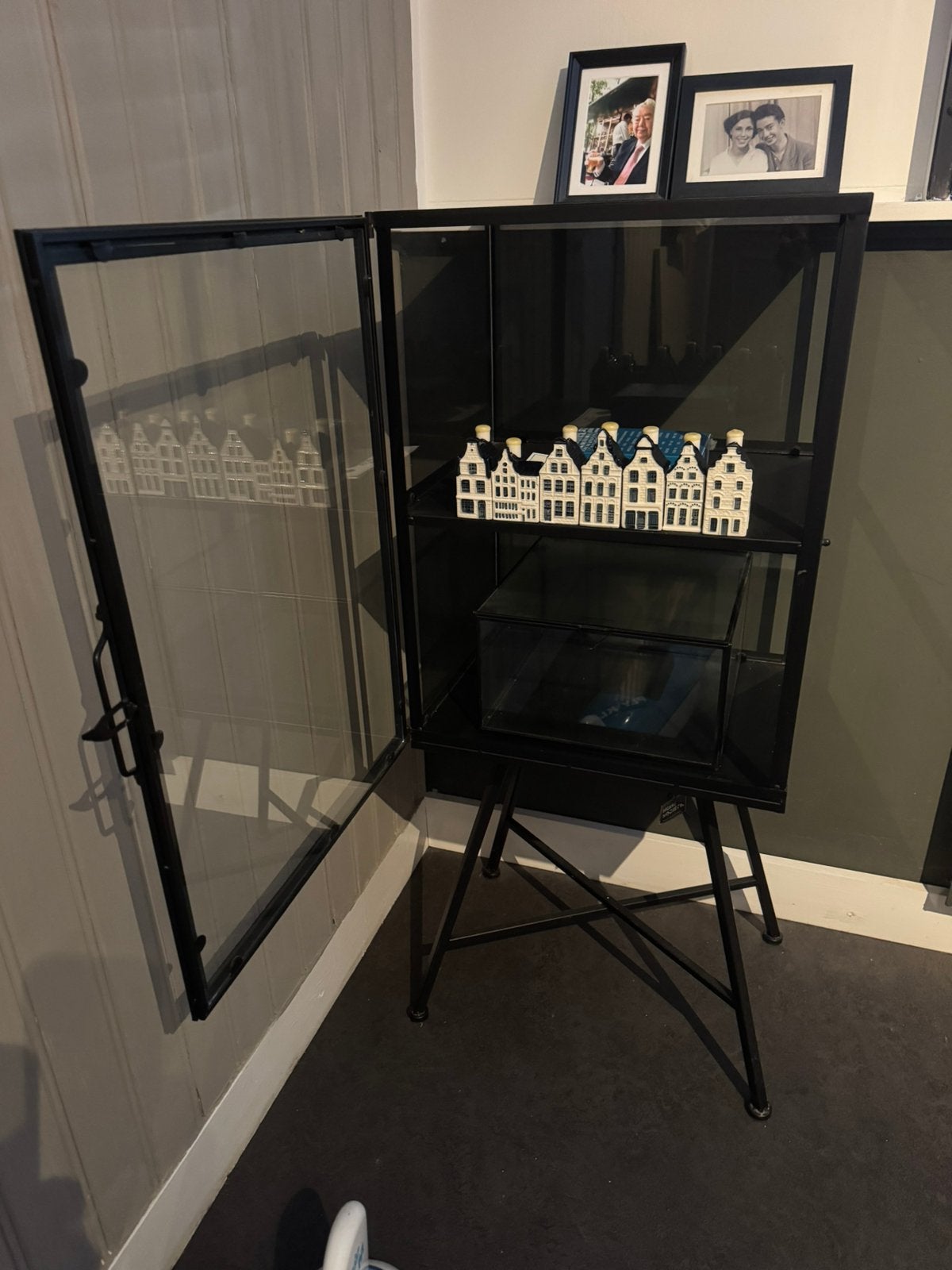 Klm huisjes kast, Ophalen of Verzenden, Zo goed als nieuw, 25 tot 50 cm, Minder dan 100 cm