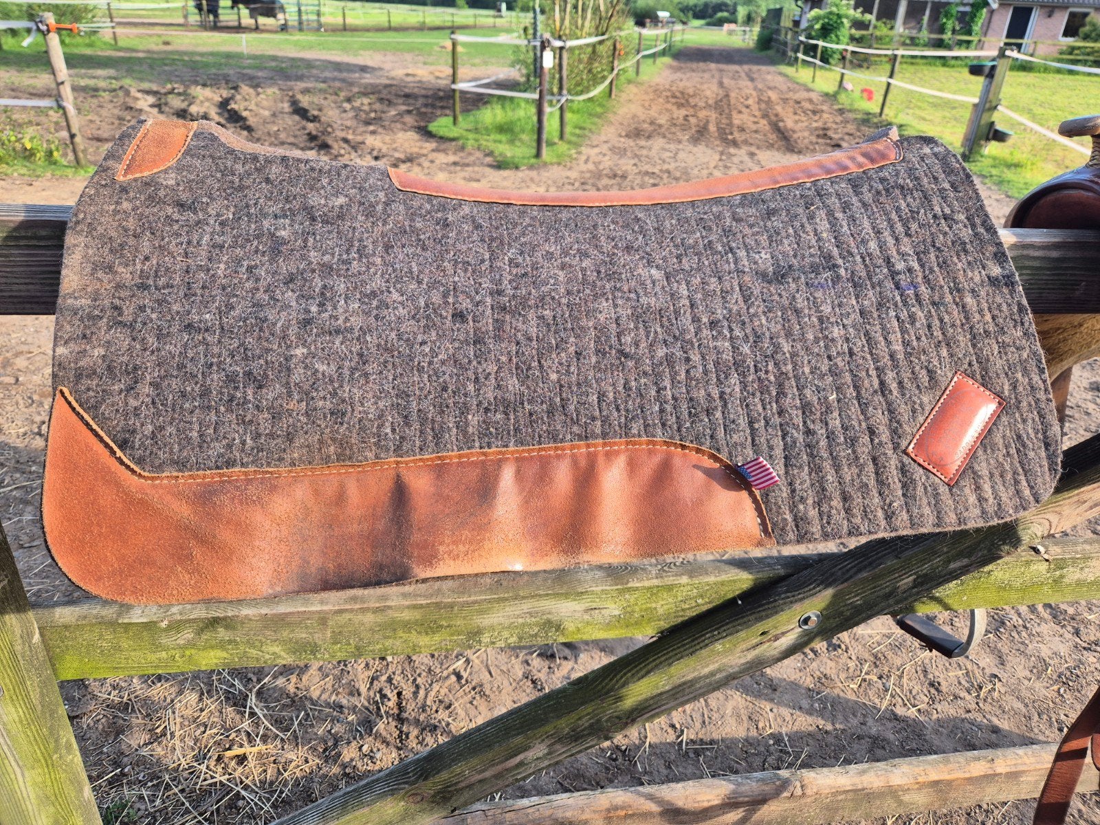 Pools western pad vilt, Dieren en Toebehoren, Paarden en Pony's | Dekens en Dekjes, Ophalen of Verzenden