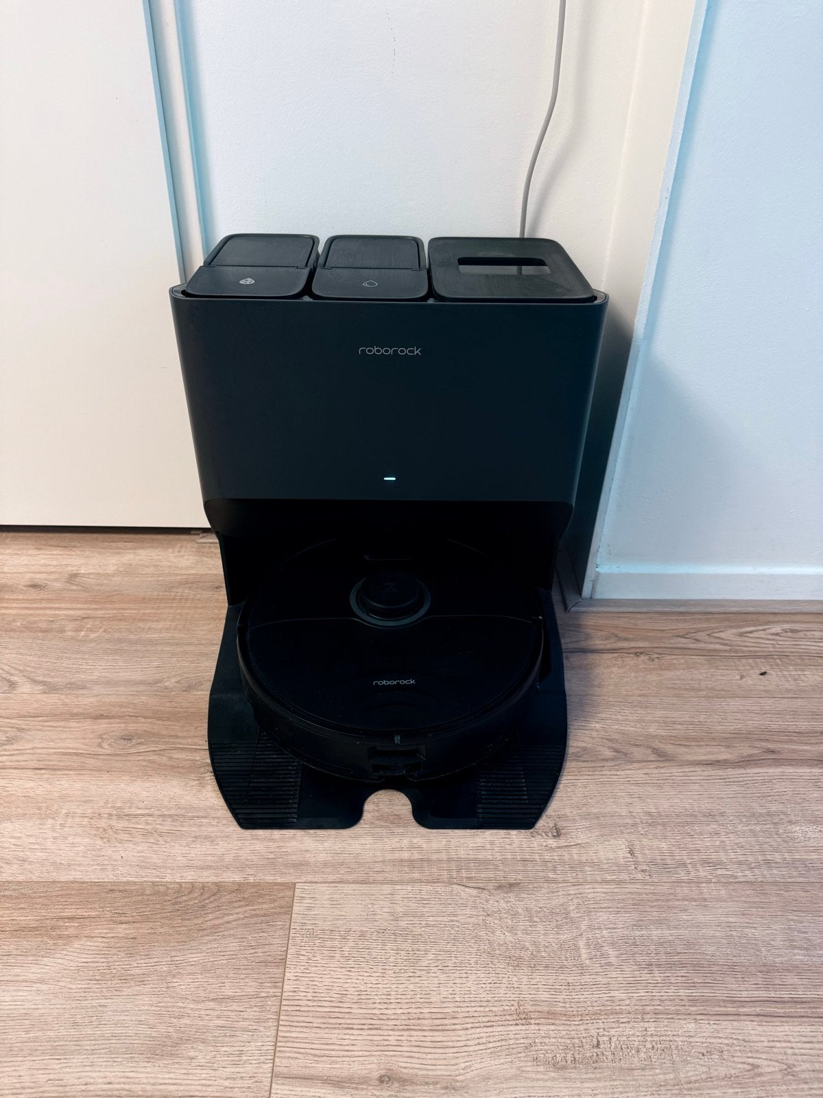 Roborock S7 MaxV Ultra Robotstofzuiger met Dweilfunctie, Ophalen, Automatisch legen, Zo goed als nieuw, Robotstofzuiger