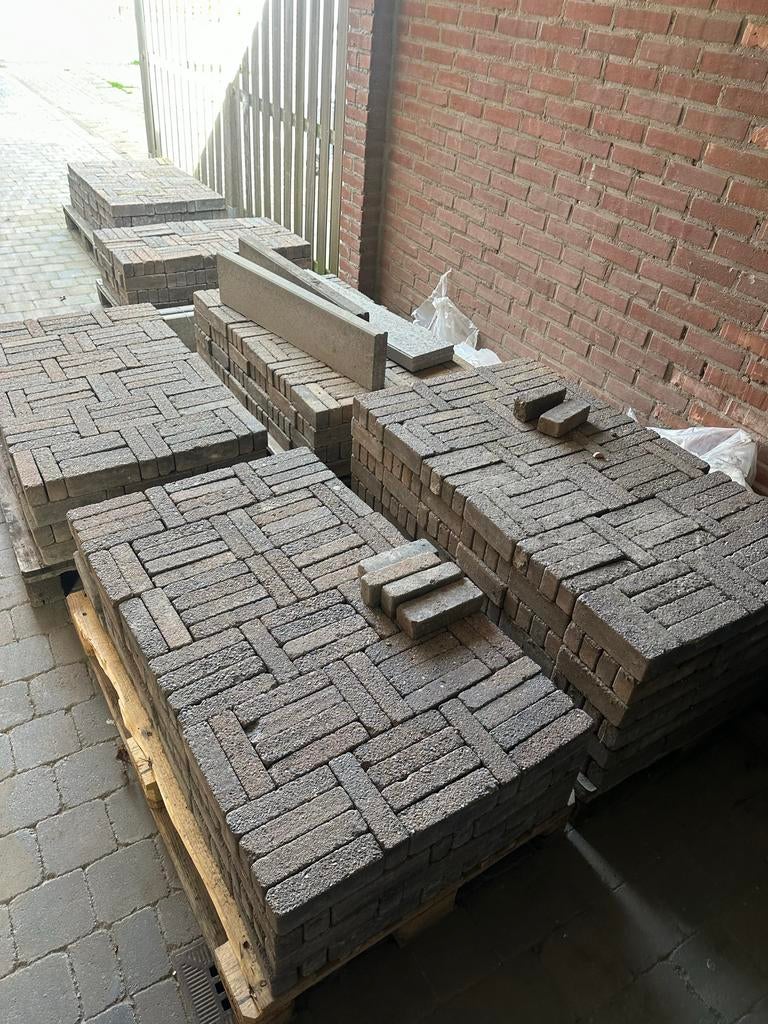 GRATIS - Gebruikte klinkers voor terras of oprit 20m2, Ophalen, Gebruikt, Klinkers, 10 m² of meer