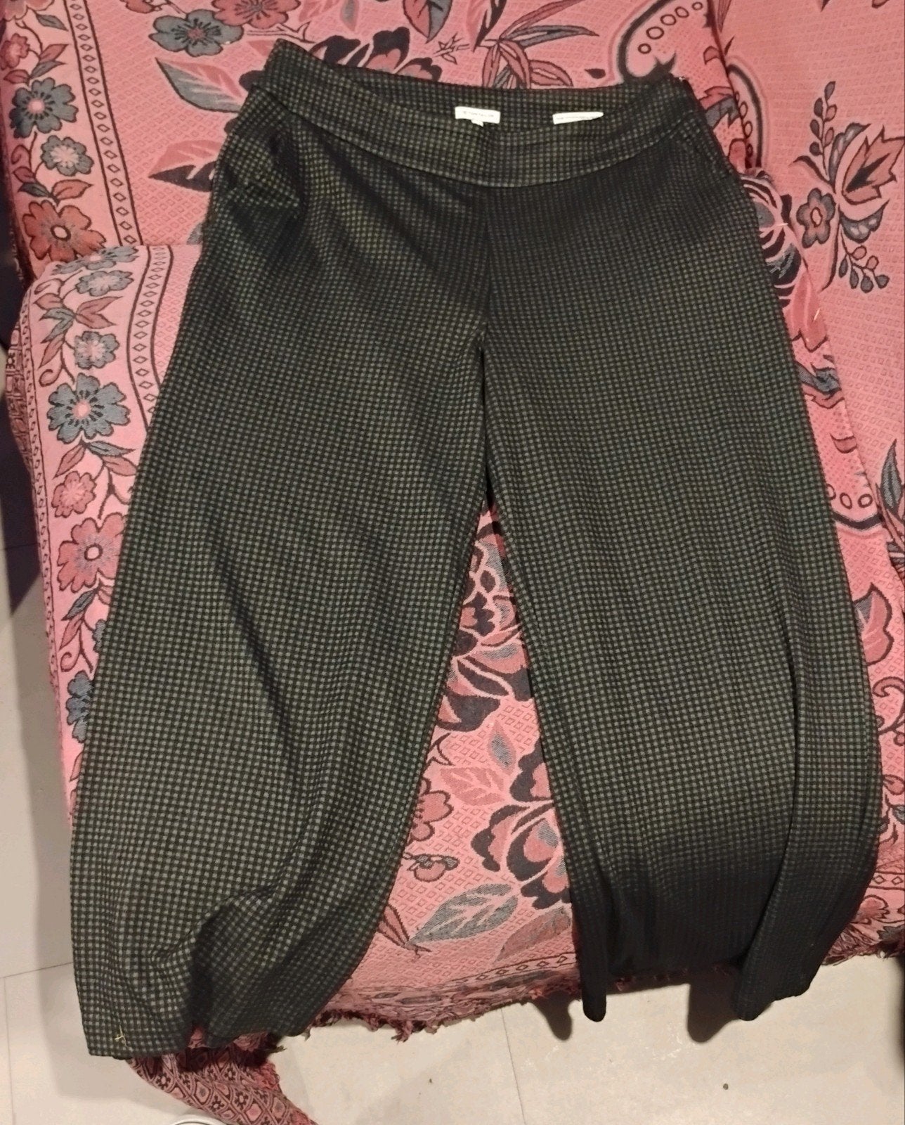 Tom Tailor geruite broek maat 42, Kleding | Dames, Zwart, Maat 42/44 (L), Zo goed als nieuw, Driekwart