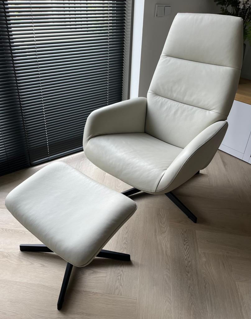 Fauteuil ZGAN Montèl - leer en relaxfunctie, Huis en Inrichting, Fauteuils, Ophalen, Zo goed als nieuw, 50 tot 75 cm, Leer