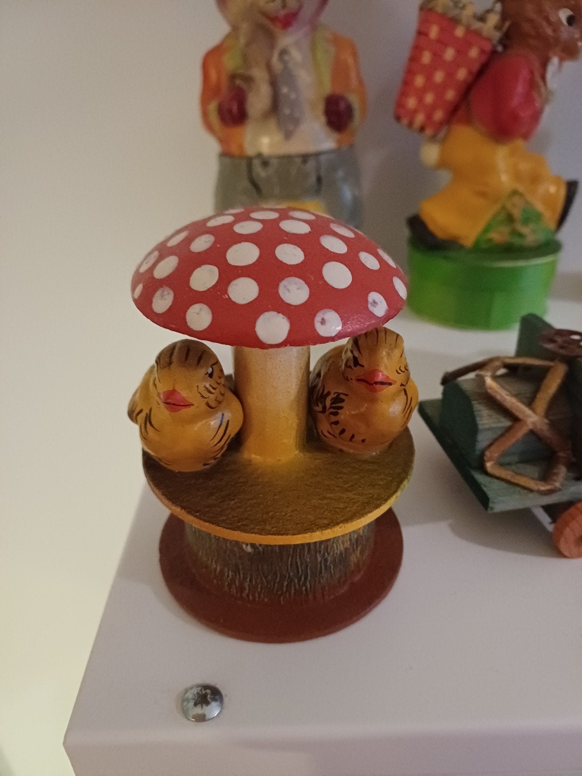 Antieke Candy Container Paddenstoel met twee kuikentjes, Antiek en Kunst, Verzenden