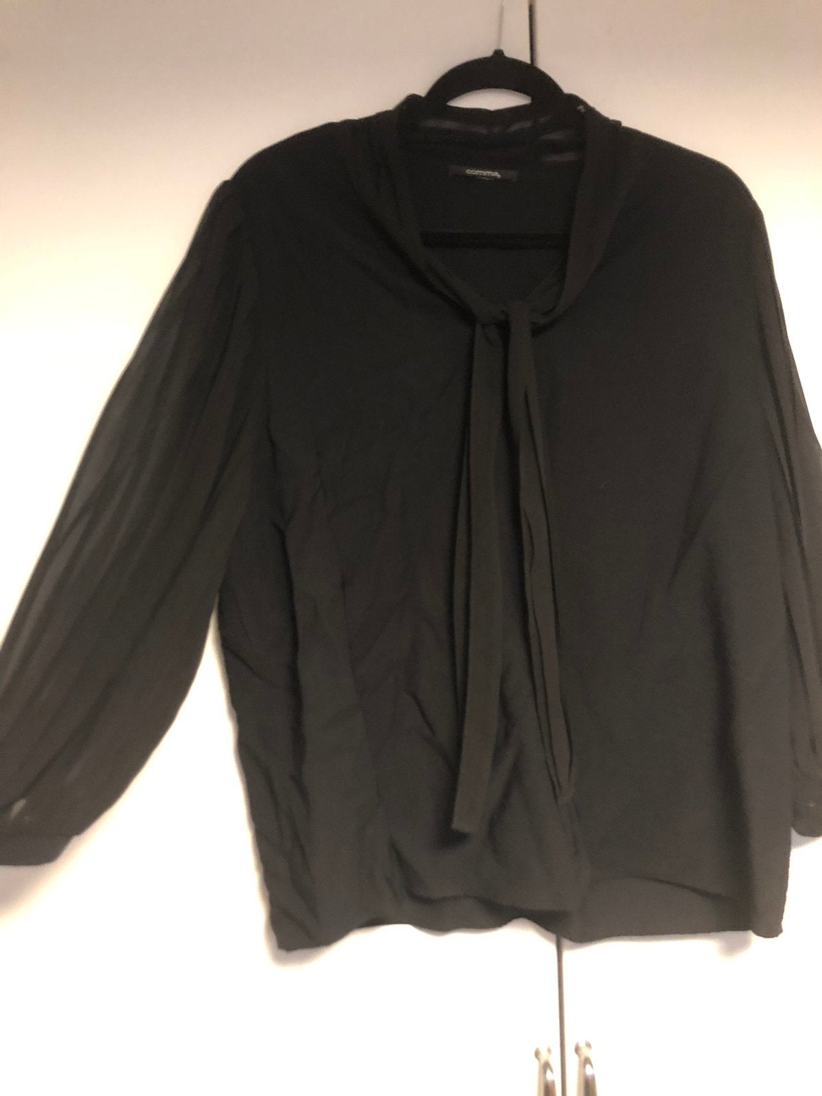 Top merk Comma zwart, Ophalen, Zo goed als nieuw, Maat 46/48 (XL) of groter, Zwart