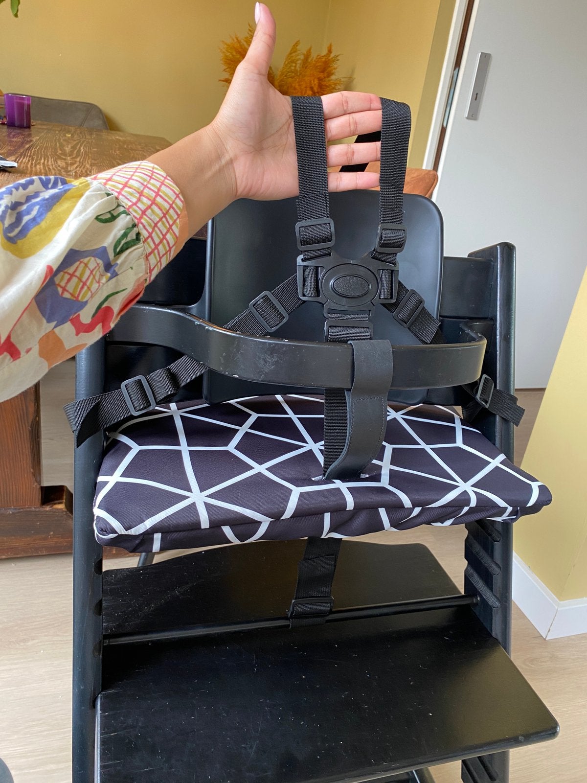 Zwarte tuigje voor kinderstoel stokke tripp Trapp, Ophalen of Verzenden, Nieuw, Meegroeistoel, Gordel(s)