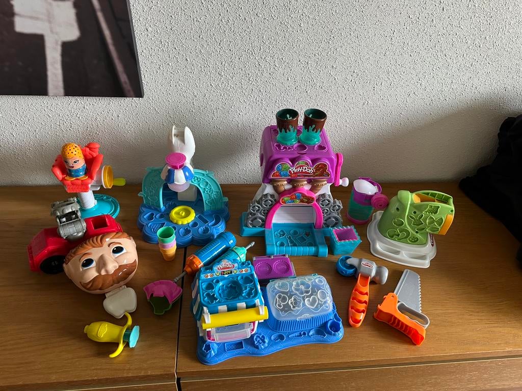 Diverse Play doh spulletjes e.d. en klei, Ophalen, Gebruikt, Knutselen