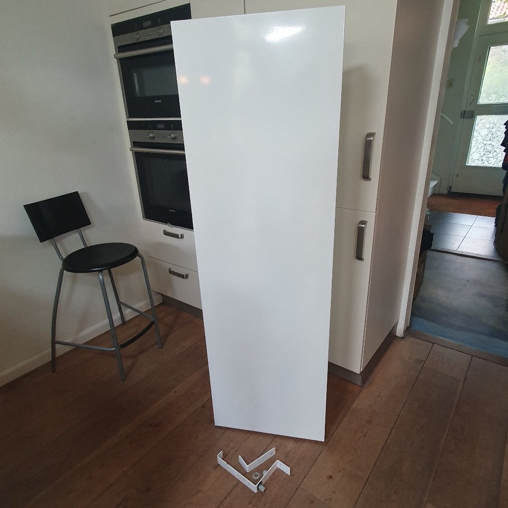 Schoenenkast, roterende wandkast, muurbevestiging, Ophalen, Zo goed als nieuw, Wit, metaal, netjes