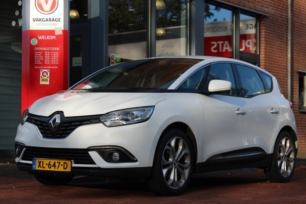 Renault Mégane Scenic 1.2 TCE *Zen* | Trekhaak | Carplay |, Auto's, Stof, Gebruikt, 4 cilinders, 1850 kg