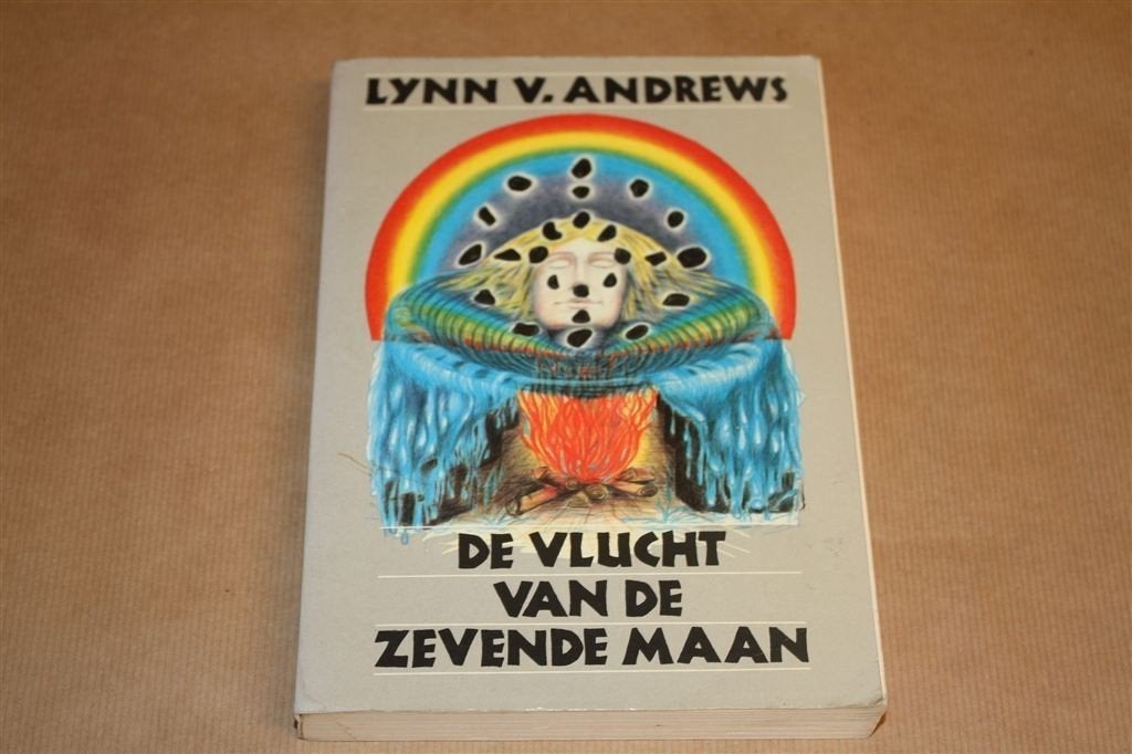 De vlucht van de zevende maan. Lynn V. Andrews., Boeken, Ophalen of Verzenden, Gelezen, Overige onderwerpen, Achtergrond en Informatie