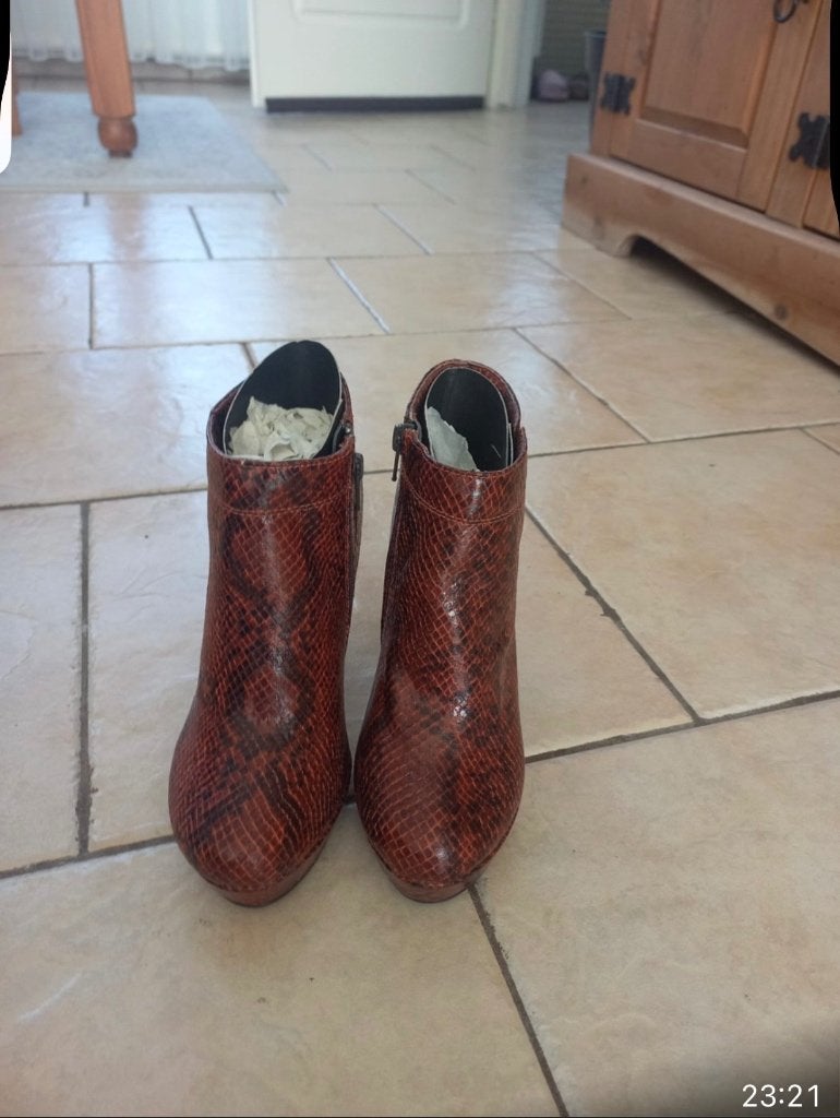 schoen, Ophalen, Zo goed als nieuw, Schoenen met hoge hakken, Rood