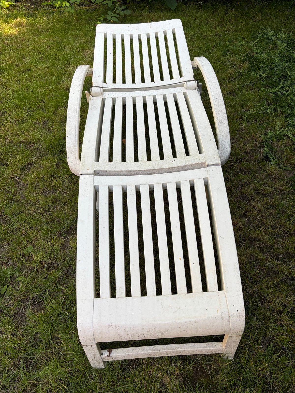 Ligbed wit kunststof - zonder kussen, Tuin en Terras, Ligbedden, Ophalen, Gebruikt, Kunststof