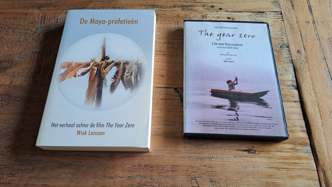 W. Lenssen - De Maya-profetieen, Boeken, Spiritualiteit algemeen, Ophalen of Verzenden, Zo goed als nieuw, W. Lenssen