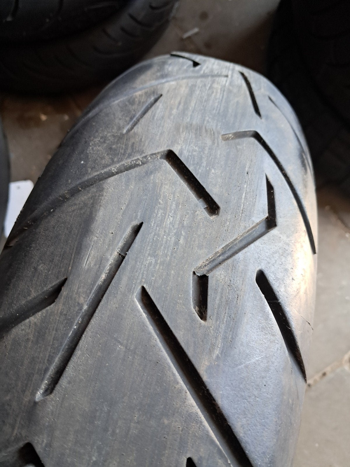 Motorband 150/70/17, Ophalen