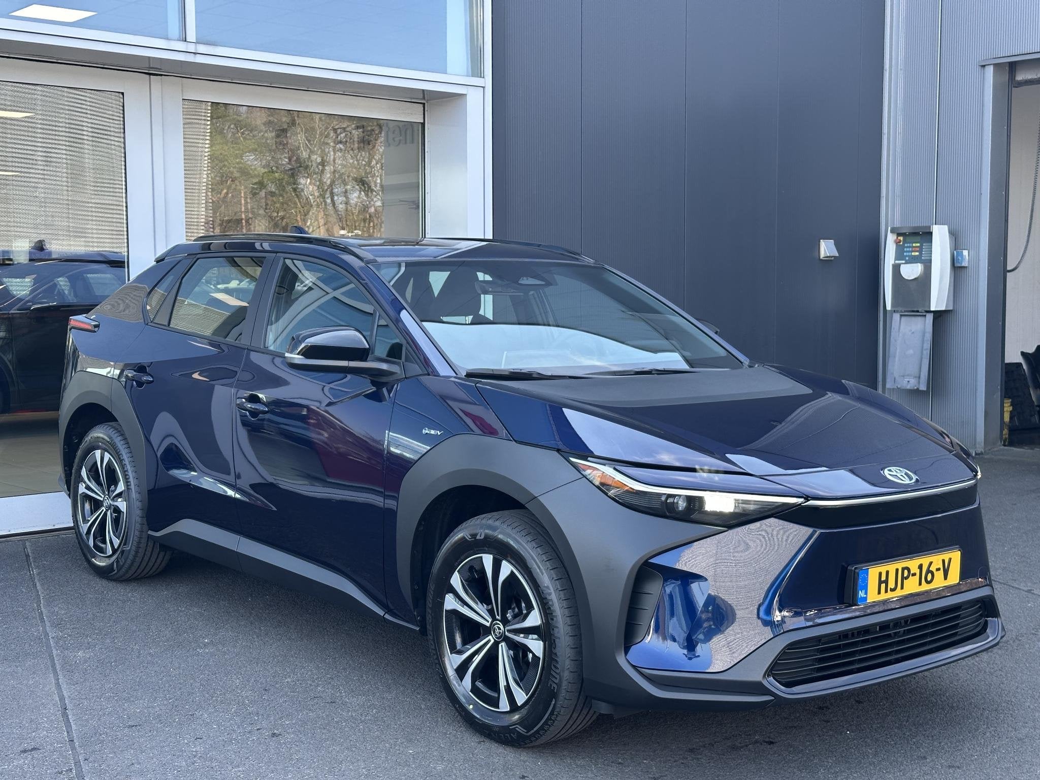 Toyota bZ4X Active 71 kWh Actieprijs! | Direct Leverbaar | 1, Auto's, Toyota, Stof, Gebruikt, 71 kWh, Blauw