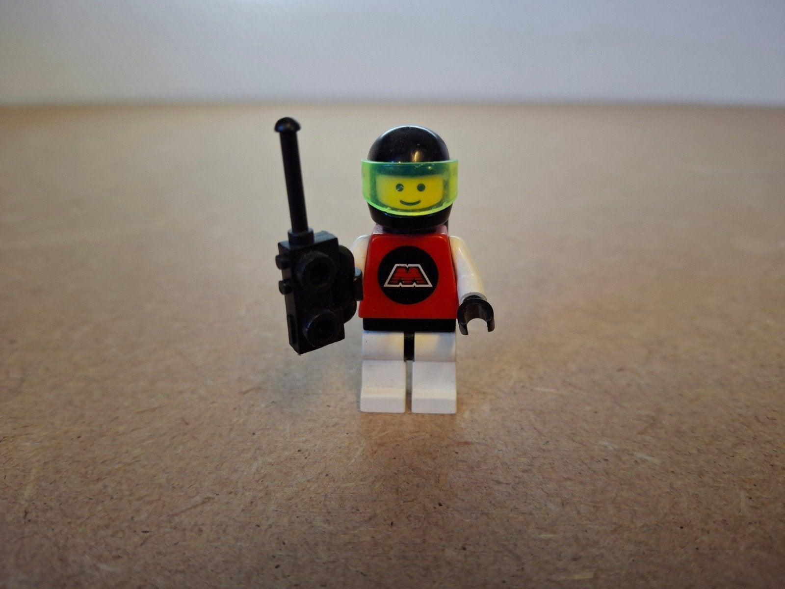 Lego 6811 Pulsar Charger. Jaren 90 M-Tron Space, Compleet, Lego, Info@lego.com, 33 Bath Road, Slough, UK