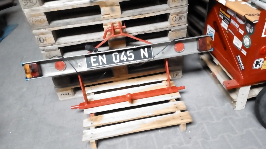 3 punts trekbok voor tractor (ambachtelijk gemaakt), Ophalen, Zo goed als nieuw, Handmatig
