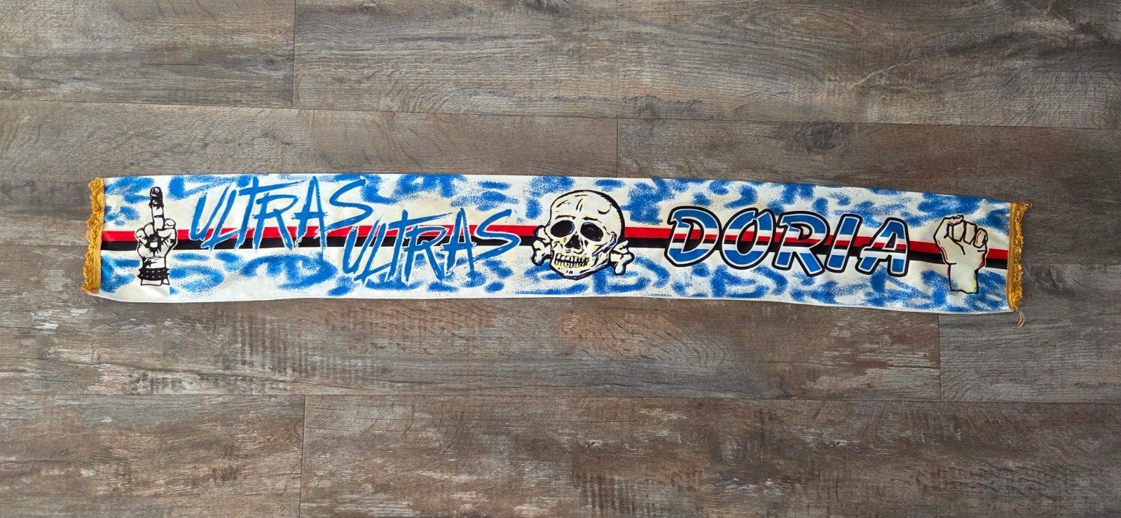 Sjaal Sampdoria Ultras, Ophalen of Verzenden, Zo goed als nieuw, Buitenlandse clubs, Vaantje of Sjaal