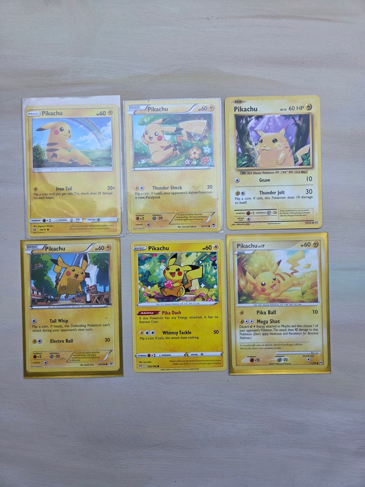 Pikachu Pokémon Kaarten Collectie - Diverse Uitgaven, Ophalen of Verzenden, Meerdere kaarten