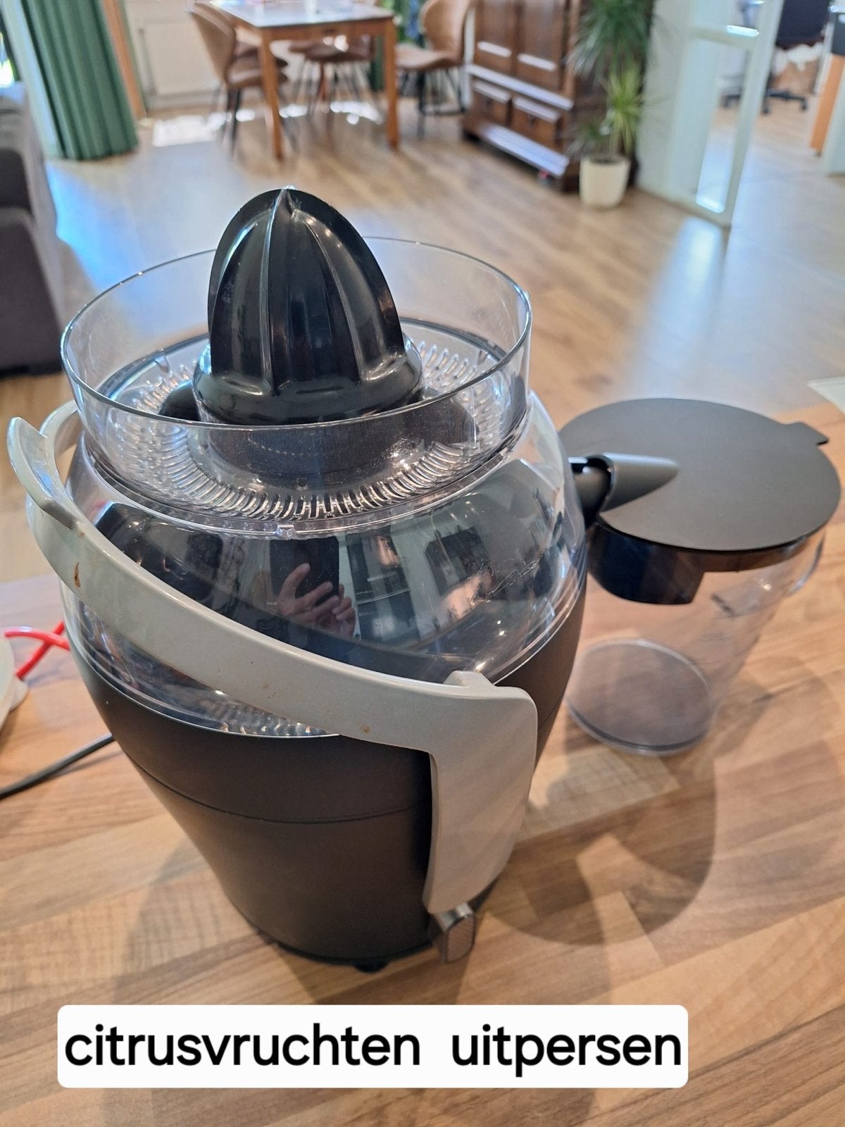 Philips Sapcentrifuge HR1874 - Krachtige Juicer, 1 tot 2 liter, Ophalen of Verzenden, Gebruikt, 2 snelheden