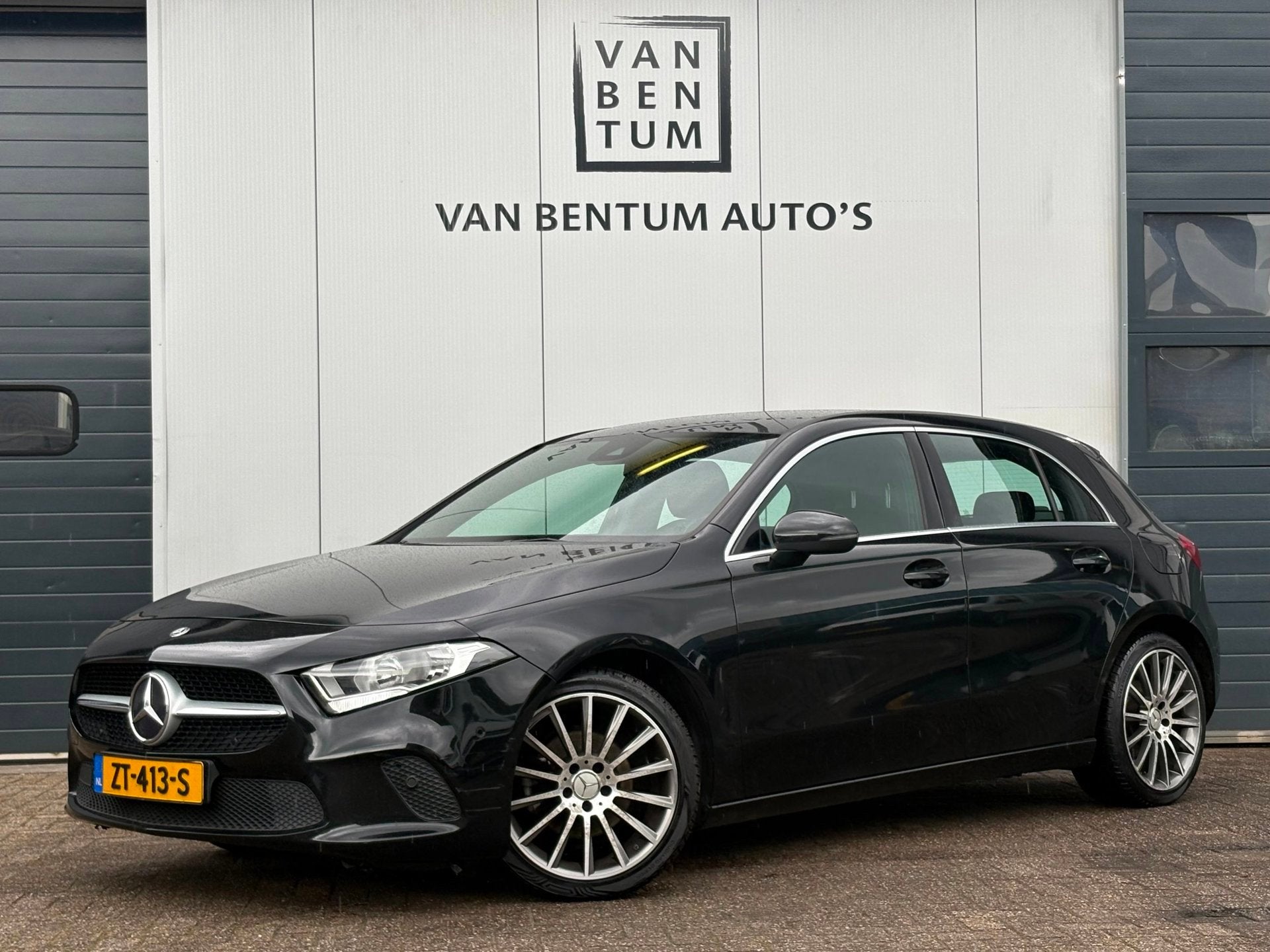 Mercedes-Benz A-klasse 180d Autom. Premium+ Widescreen BTW, Auto's, 1345 kg, Gebruikt, 4 cilinders, Parkeerassistent