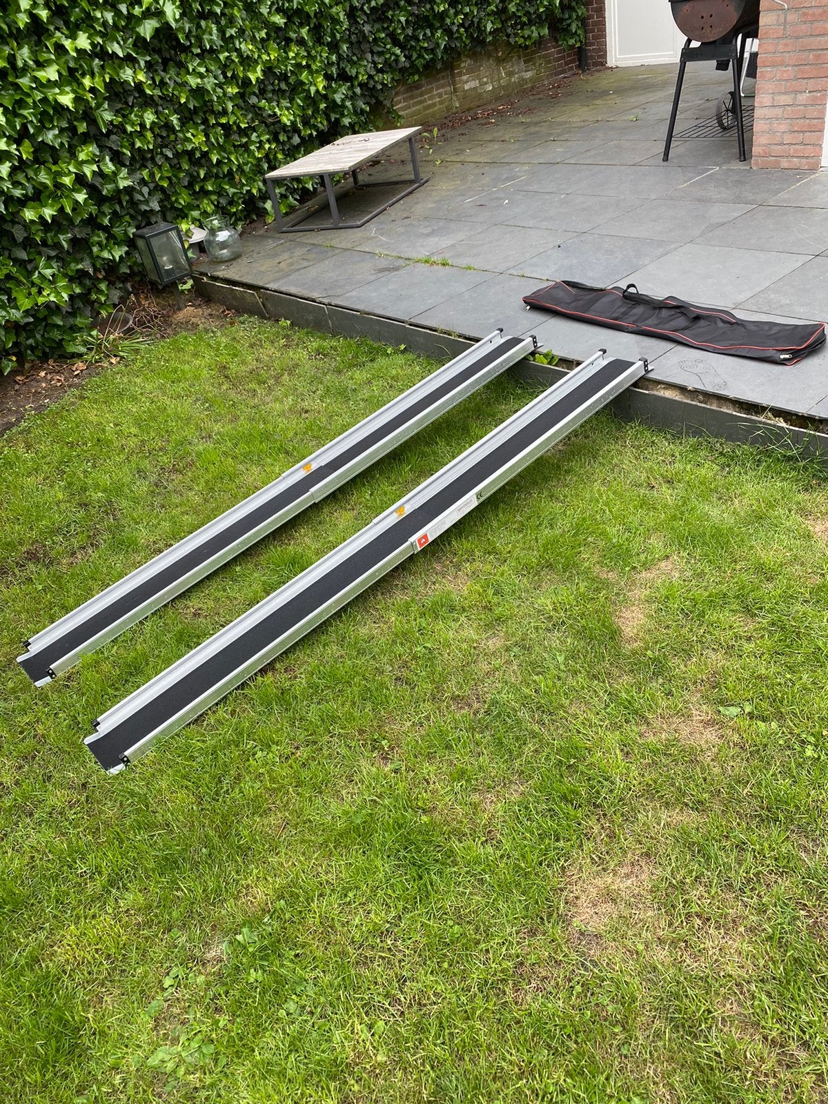 Oprijplaten oprijplaat aluminium telescopisch 210 cm (set), Ophalen of Verzenden, Zo goed als nieuw, Aluminium