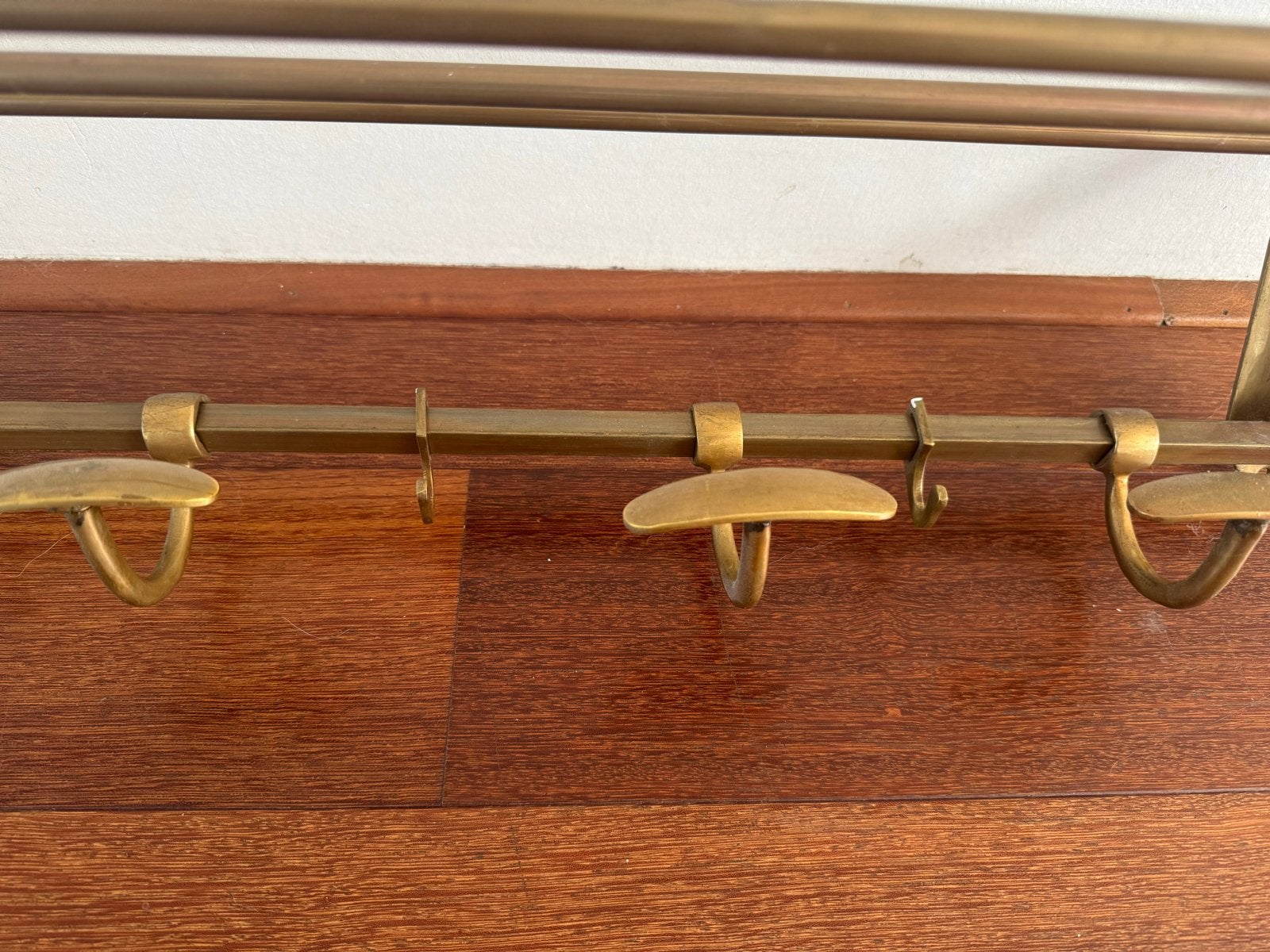 Messing kapstok 6 grote haken 5 kleine, 2 rozetten, Gebruikt, Minder dan 100 cm, Metaal, Ophalen