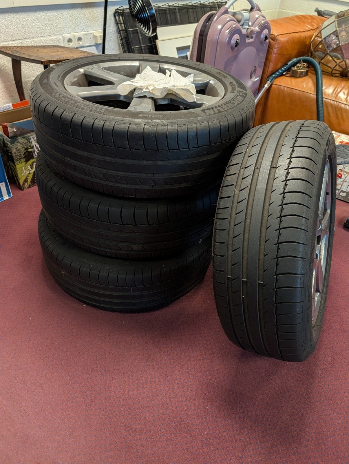 Michelin zomerbanden op Volvo XC60 velgen 235/55 R19, Auto-onderdelen, Banden en Velgen, Gebruikt, Banden en Velgen, 235 mm, Personenwagen
