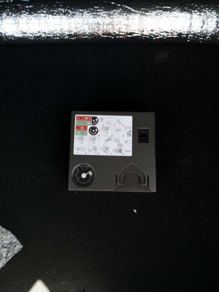 automatische banden- en reparatieset met compressor: NIEUW, Auto diversen, Autogereedschap, Ophalen of Verzenden, Nieuw