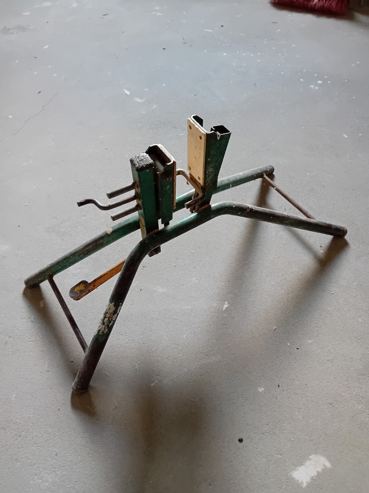 Deurenbok / deurklem, Ophalen