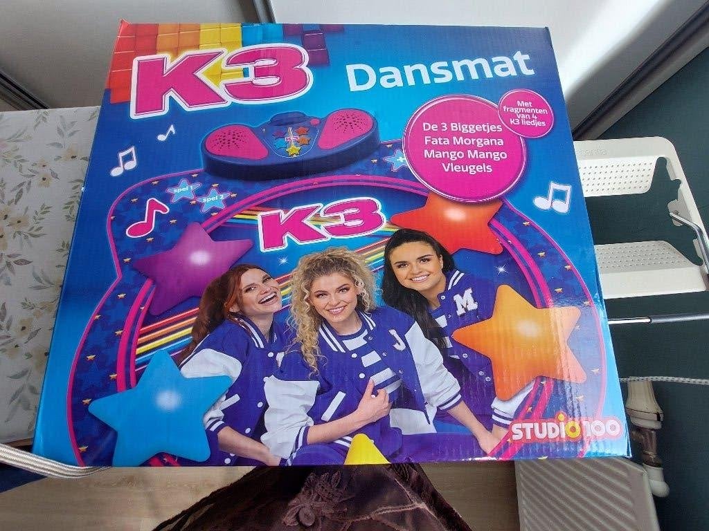Dansmat van K3 met fragmenten van 4 K3 liedjes, Ophalen of Verzenden, Zo goed als nieuw