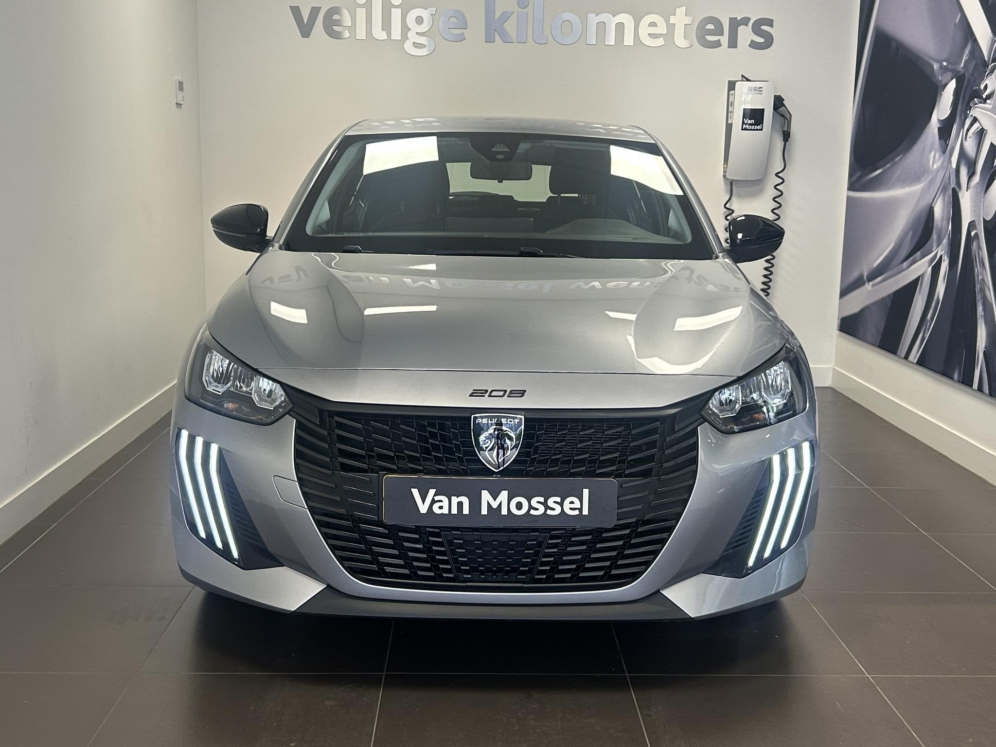 Peugeot 208 1.2 PureTech 75 Style | Navigatie | Apple Carpla, Auto's, Voorwielaandrijving, Stof, Gebruikt, Euro 6