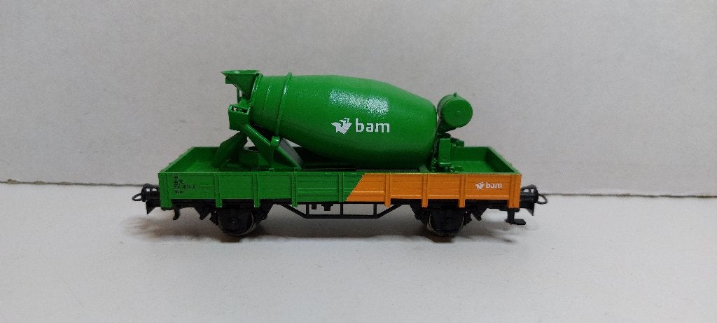 Unieke Bam Lage Bakwagon met Betonmixer *Nieuwstaat* (04), Hobby en Vrije tijd, Wisselstroom, Wagon, Ophalen of Verzenden, Märklin