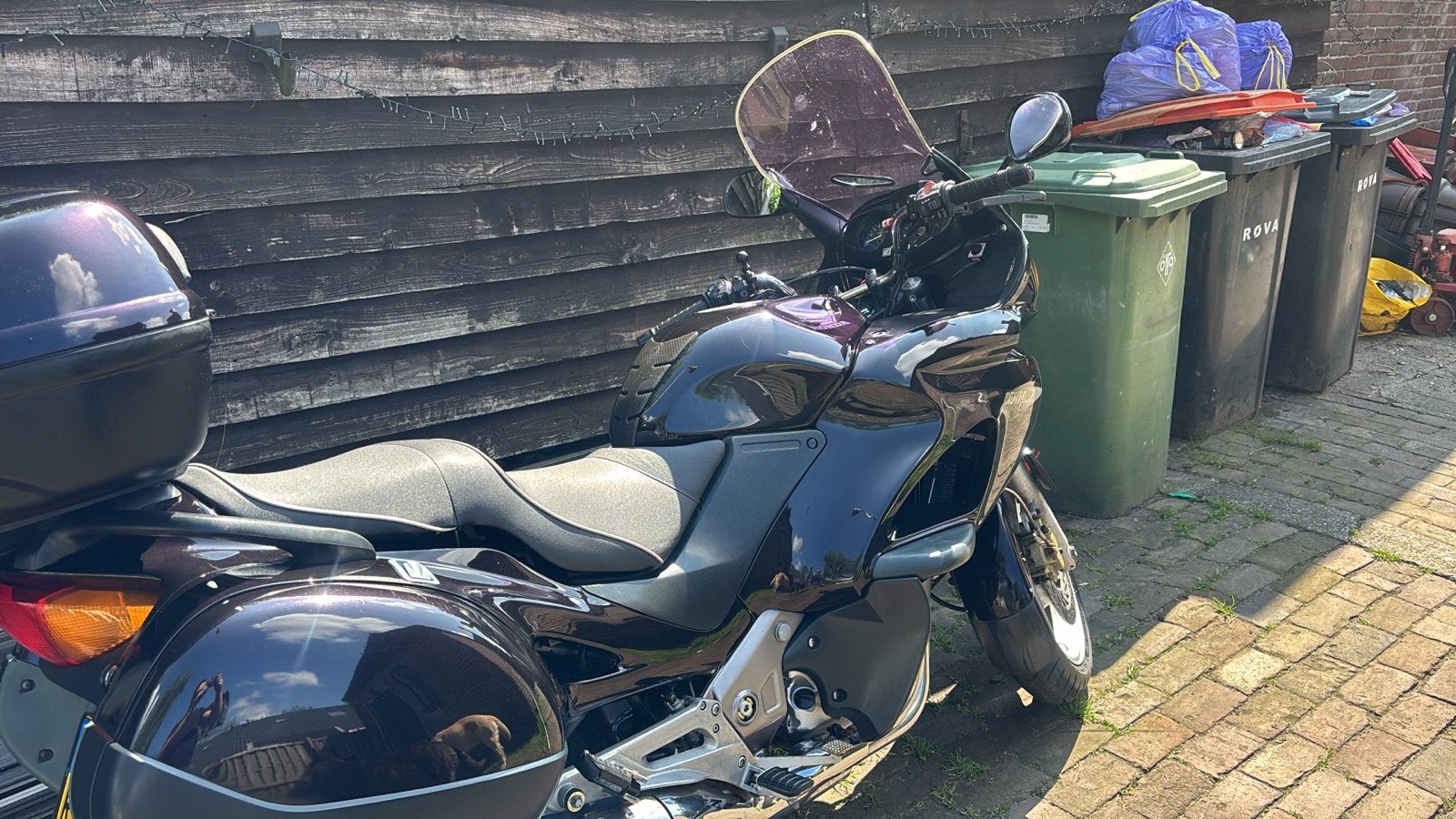 Honda Deauville NT650V Toermotor - Comfortabel en Betrouwbaa, 2 cilinders, Gebruikt, Particulier, Toermotor