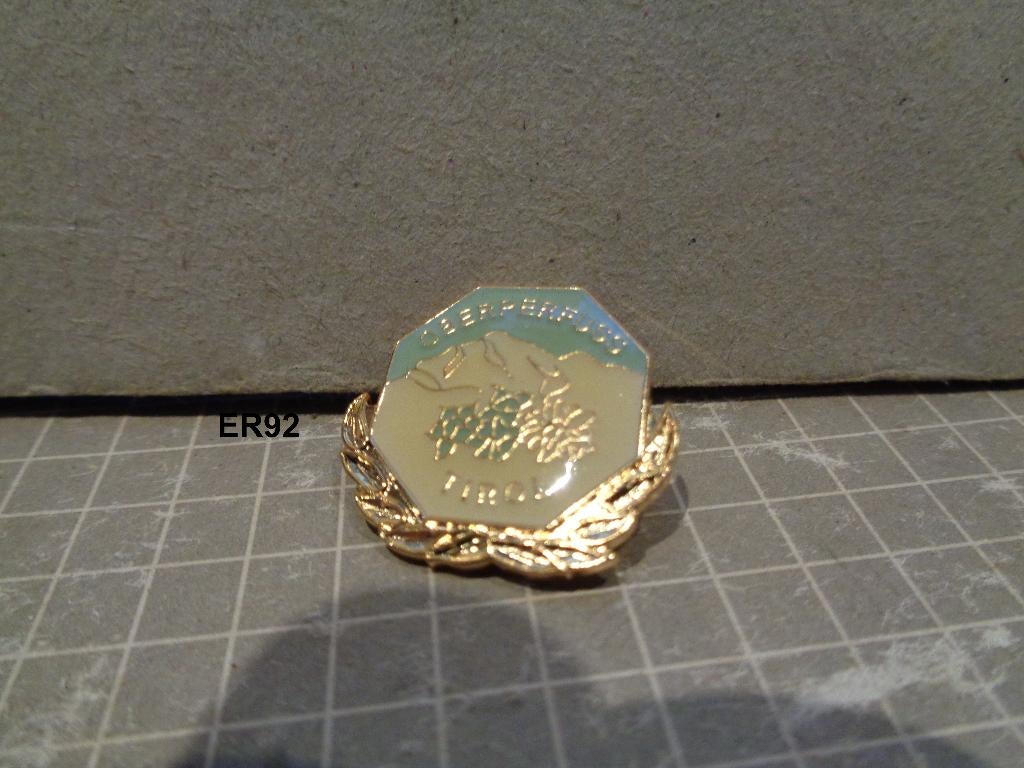 pin tirol, Verzamelen, Speldjes, Pins en Buttons, Ophalen of Verzenden, Zo goed als nieuw, Overige onderwerpen