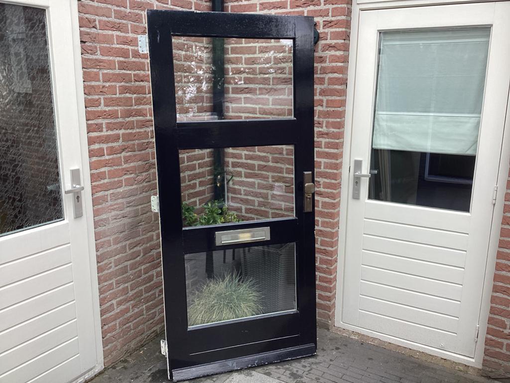 Voordeur Merbau Rechtsdraaiend Thermopane 201,5x93x4 cm., Doe-het-zelf en Verbouw, Ophalen of Verzenden, Gebruikt, Buitendeur