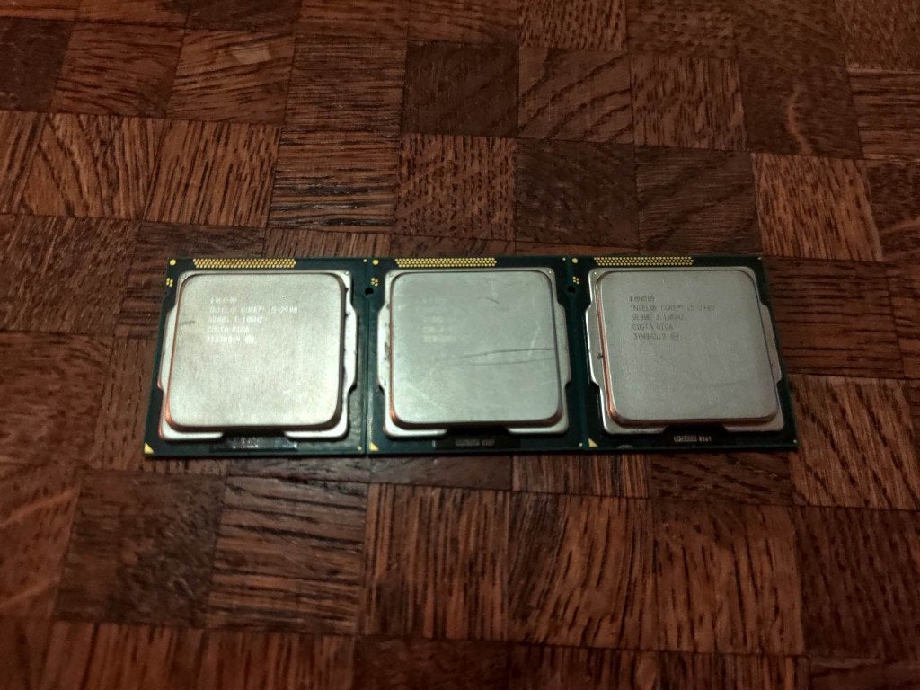 2x Intel Core i5-2400, 1x i5-2300, Computers en Software, Processors, Zo goed als nieuw, 4-core, 3 tot 4 Ghz, Ophalen of Verzenden