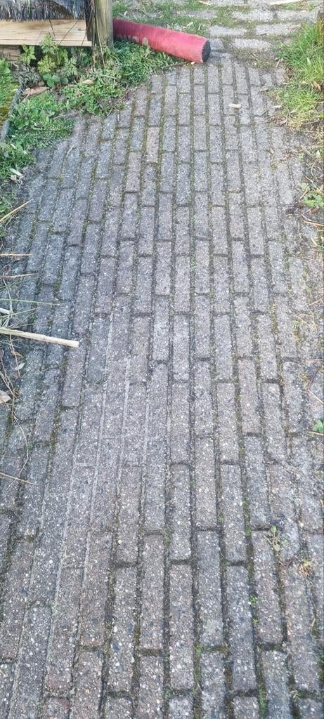 Klinkers 4-5 m2, Ophalen, Beton, Klinkers